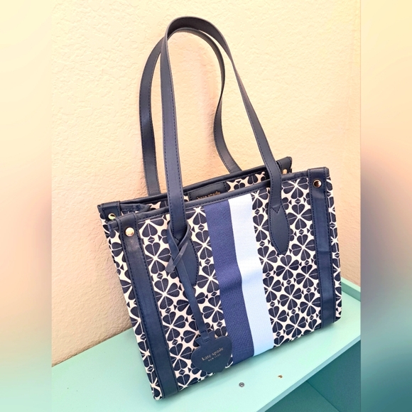 Kate Spade ♠️ Multi Flower Jacquard Stripe Manhattan Tote Bag - Picture 4 of 7